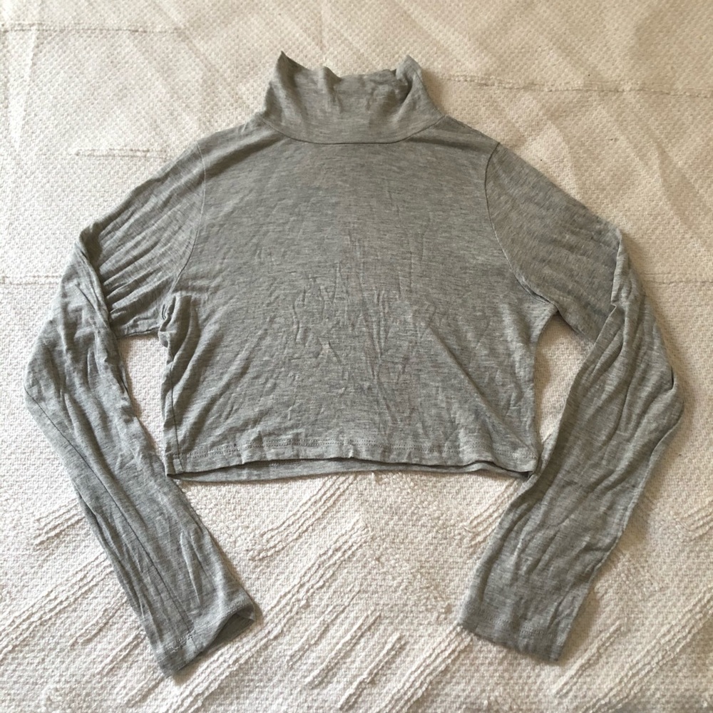 Best Cody - Turtleneck Crop Top